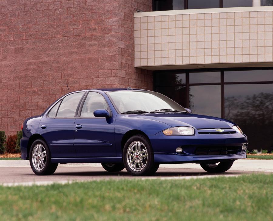  Chevrolet Cavalier 2003 года  (фото 7 из 13)
